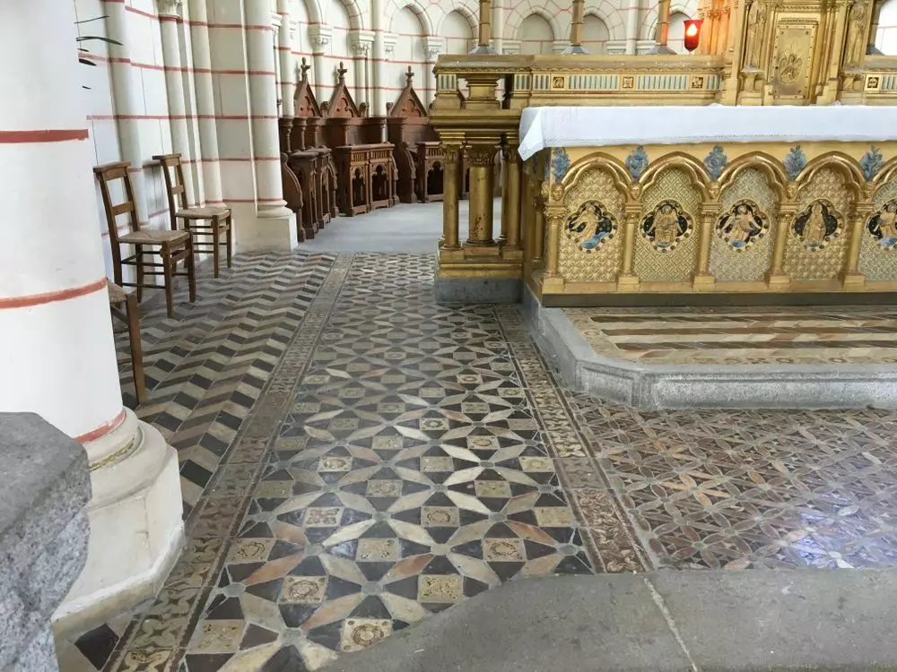 Slide image