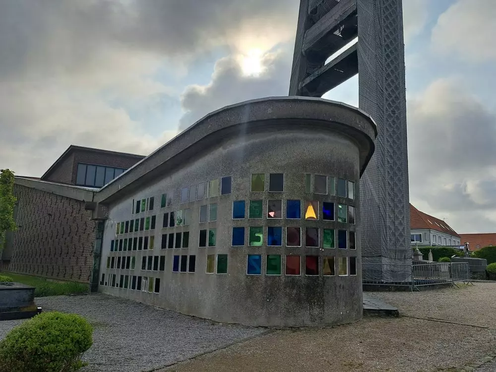 Slide image