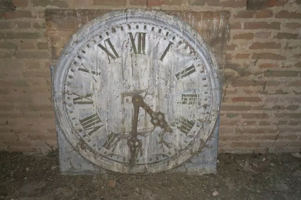 Slide image