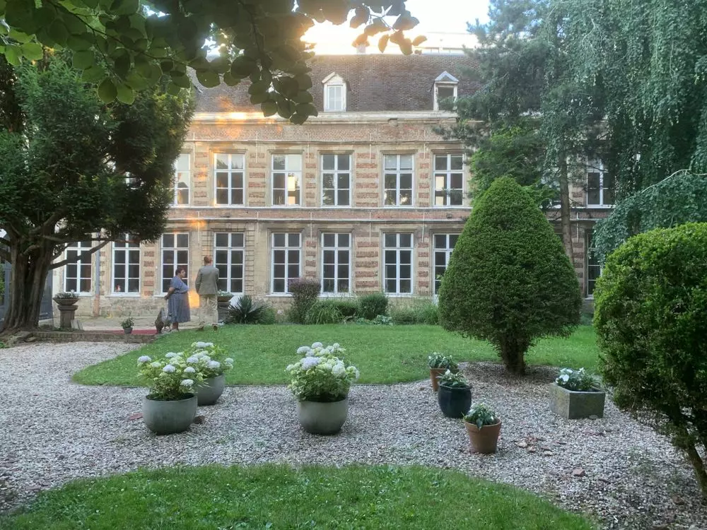 Slide image