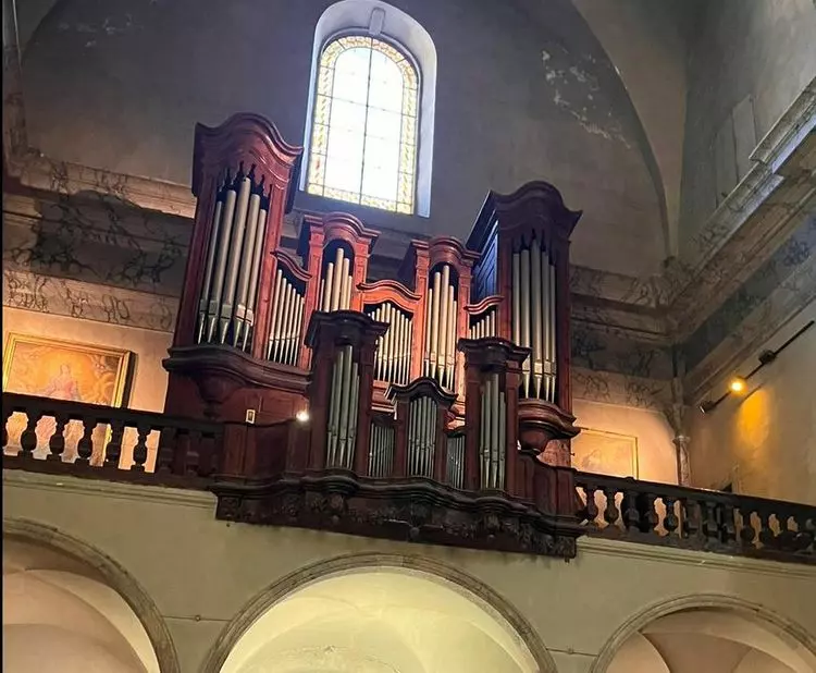 Slide image