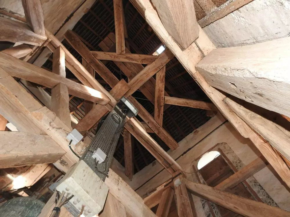 Slide image