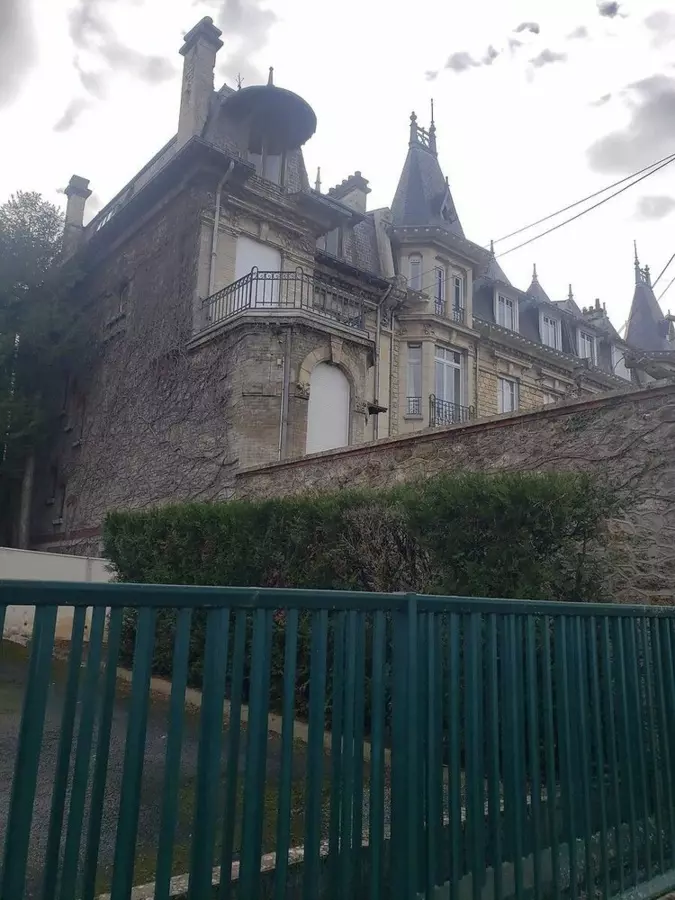 Slide image