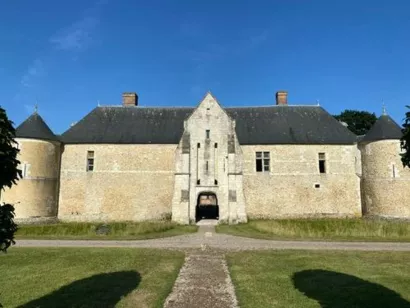 Achever la restauration de la maison-forte du Catel à Ecretteville-les-Baons
