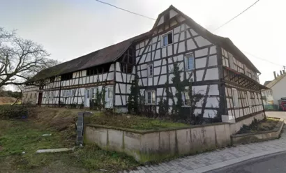 Réhabiliter l'ancien corps de ferme à Gries