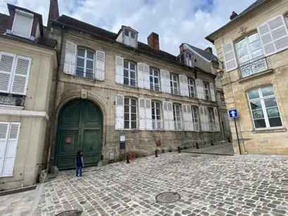 Restaurer l'hôtel particulier à Clermont de l'Oise