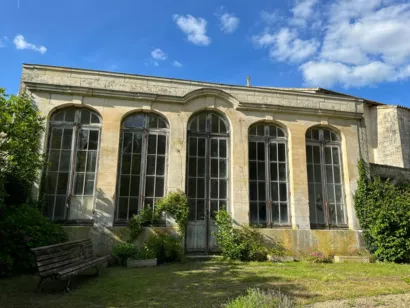Restaurer l'orangerie du château de Saint-Symphorien