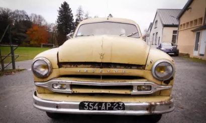 Restaurer la Ford Vedette du lycée LG Roussillat à Saint-Vaury