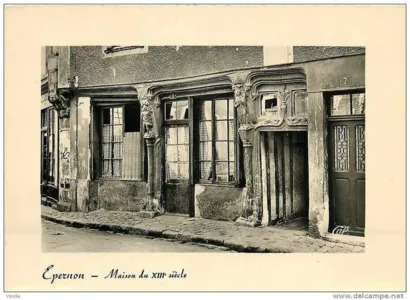 Restaurer la maison à pans de bois à Épernon