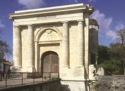 Restaurer la Porte Royale à La Rochelle