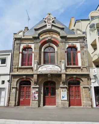 Restaurer le bâtiment Maison du peuple à Saint-Malo