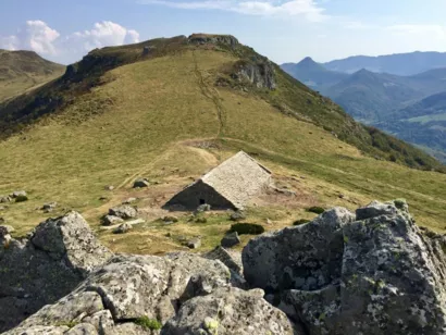 Restaurer le buron du Cassaïre à Mandailles-Saint-Julien