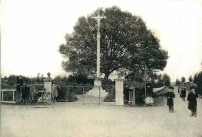 Restaurer le calvaire à Monterfil