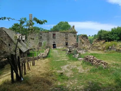 Restaurer le château à Saint-Cirgues-de-Malbert