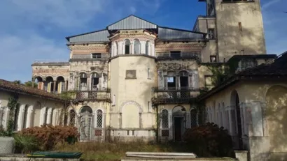 Restaurer le château Bijou à Labastide Villefranche