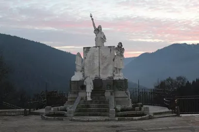 Restaurer le monument aux morts à Jougne