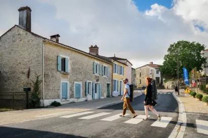 Restaurer les maisons du Quartier des Artistes à Thiré