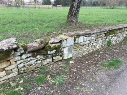Restaurer les murs en pierre du centre ville de Saulx