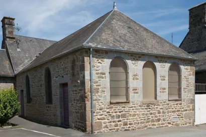 Restaurer les vitraux de la chapelle Julien Maunoir à Saint-Georges-de-Reintembault